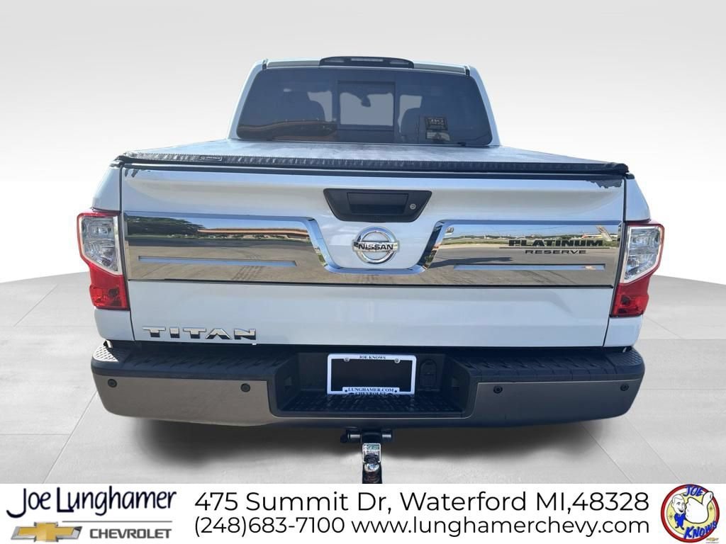 Used 2017 Nissan Titan Platinum Reserve RWD image 4