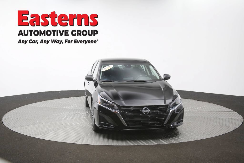 Used 2025 Nissan Altima 2.5 SV FWD image 52