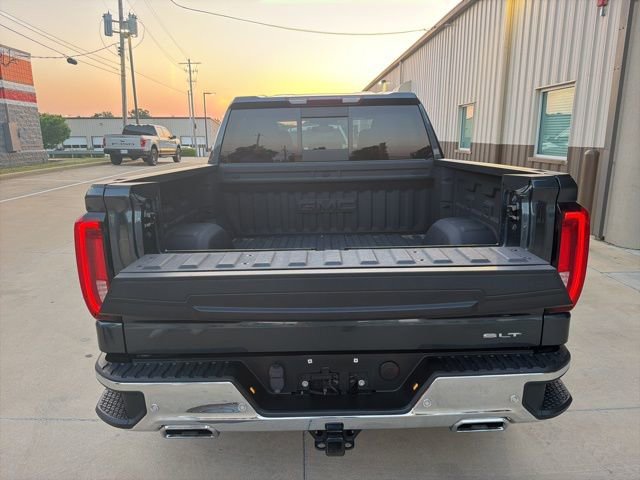 Used 2019 GMC Sierra 1500 SLT w/ SLT Premium Plus Package AWD/4WD image 11