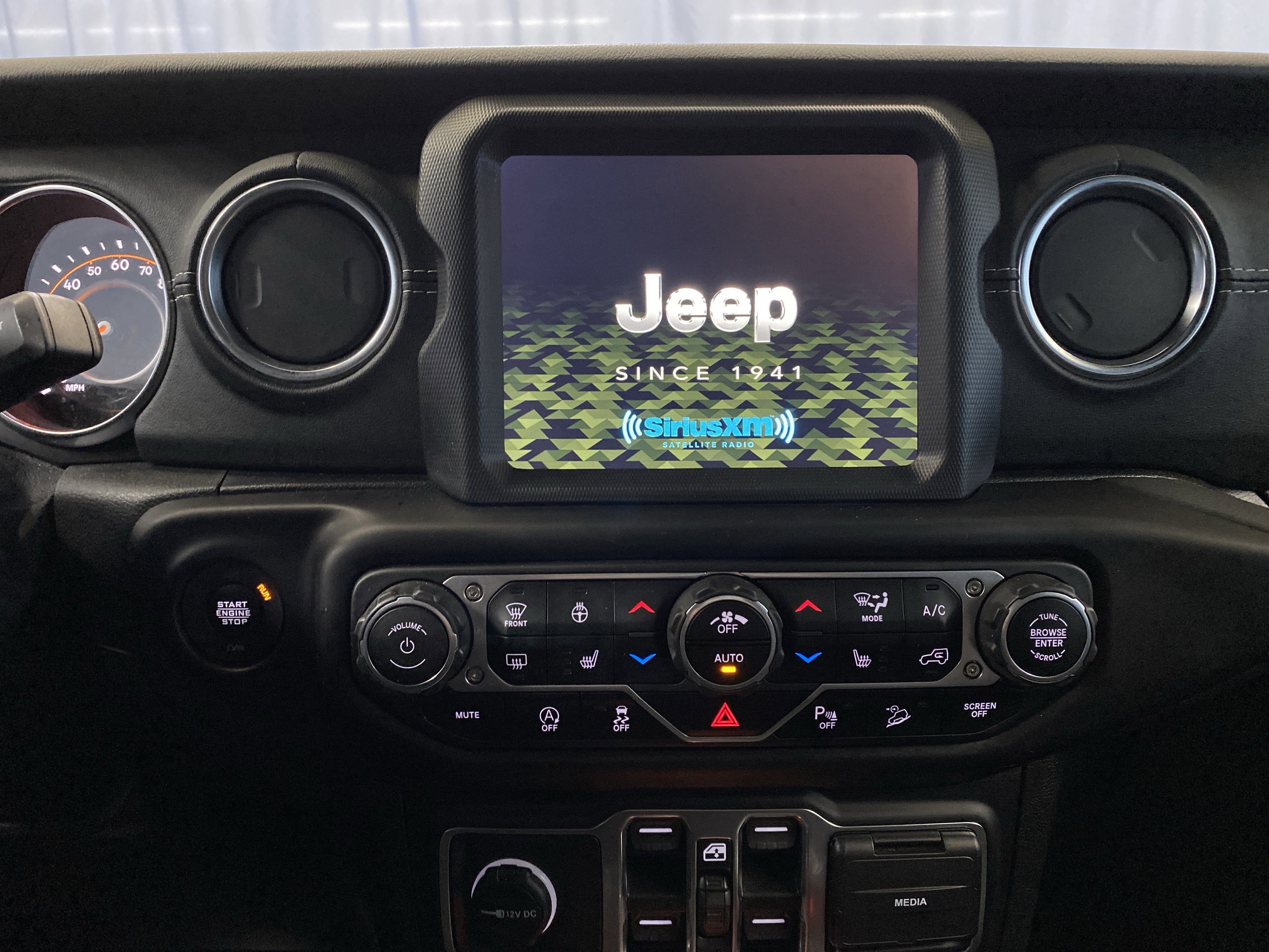 Used 2021 Jeep Wrangler Unlimited Sahara image 16