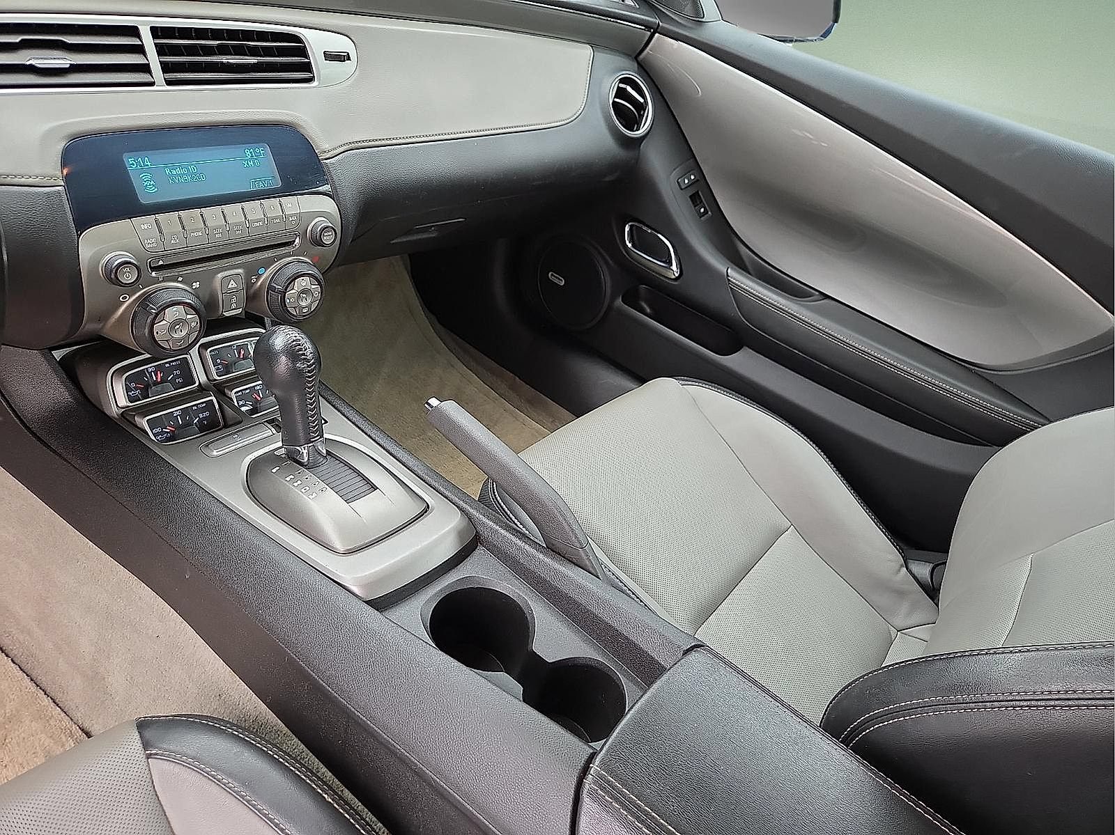Used 2012 Chevrolet Camaro SS RWD image 12
