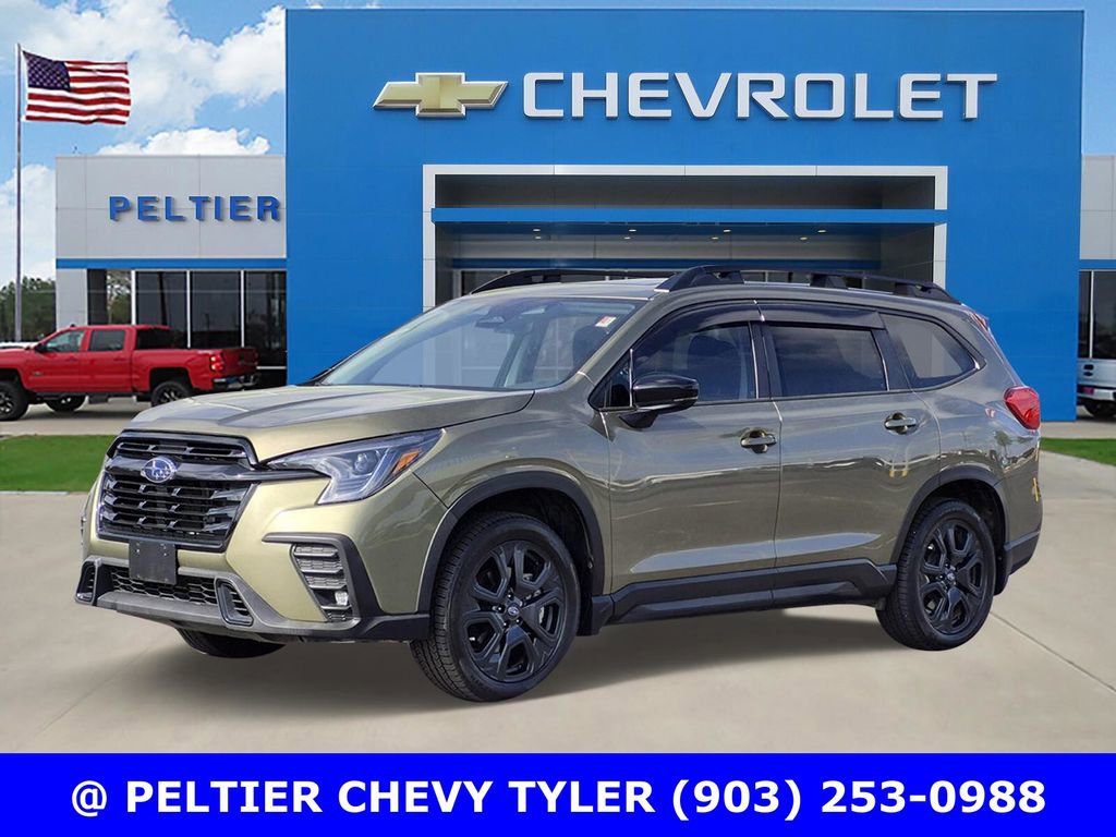 Used 2024 Subaru Ascent Onyx Edition image 3