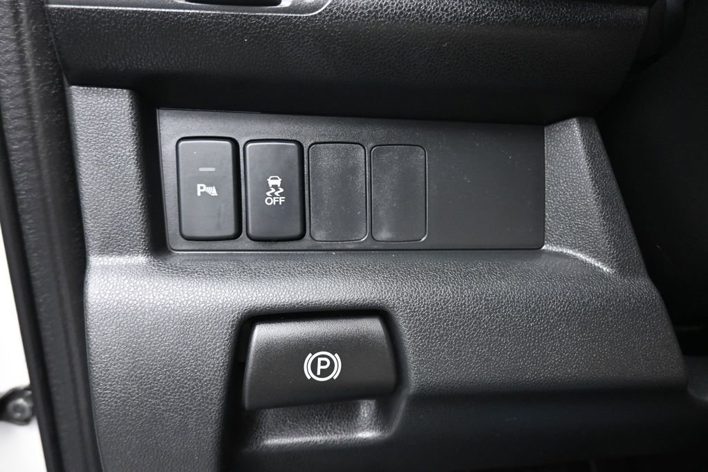Used 2015 Honda Pilot Touring image 29