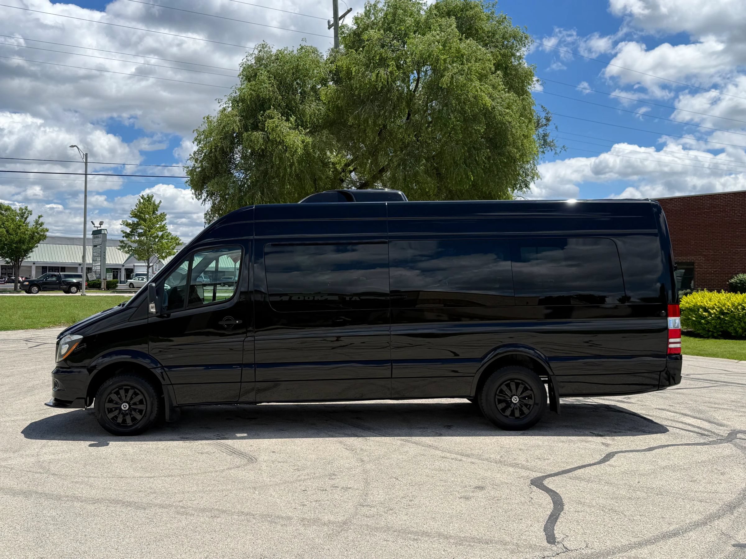 Used 2017 Mercedes-Benz Sprinter 3500 image 5