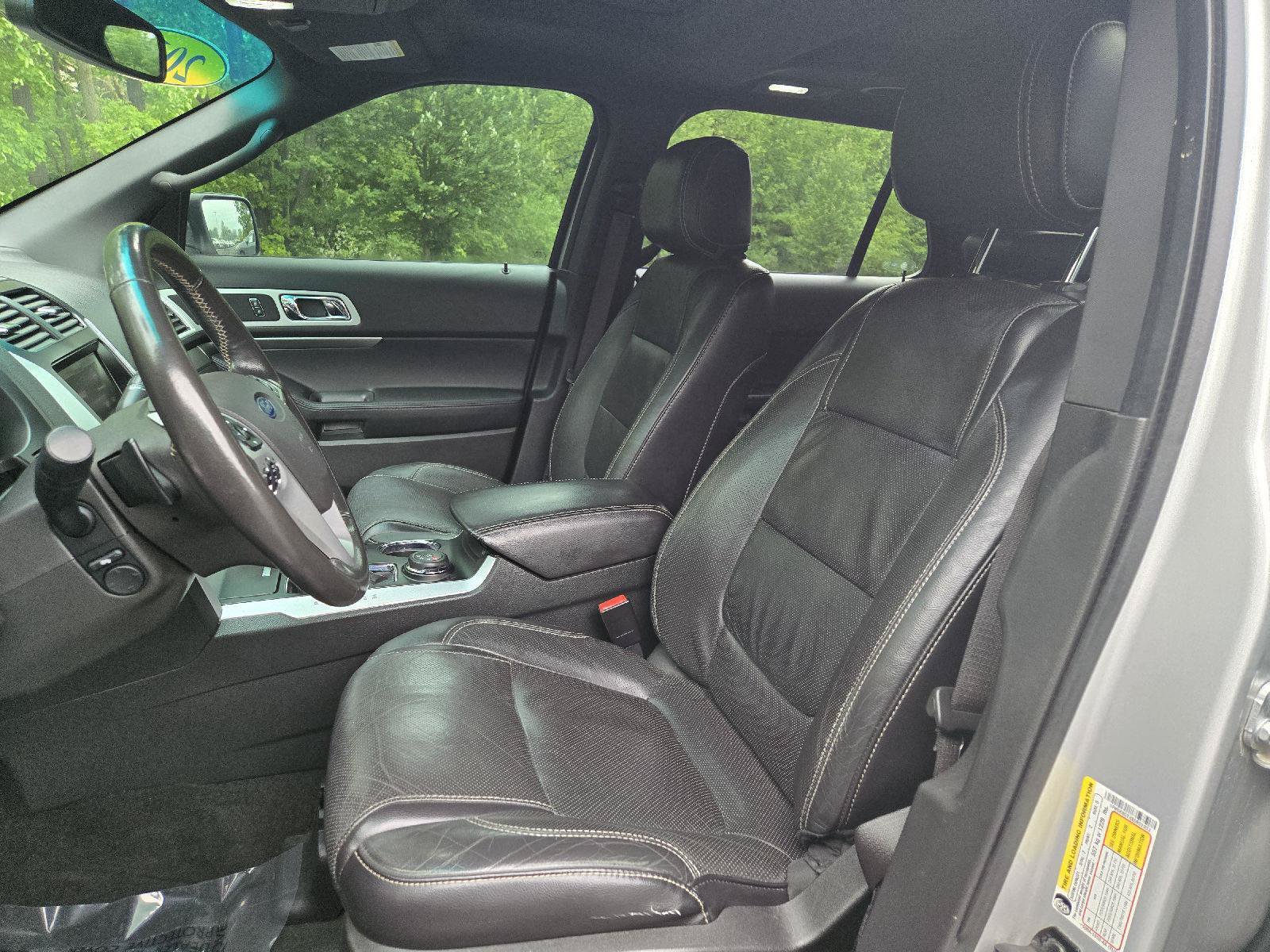 Used 2014 Ford Explorer Sport w/ Equipment Group 401A AWD/4WD image 13