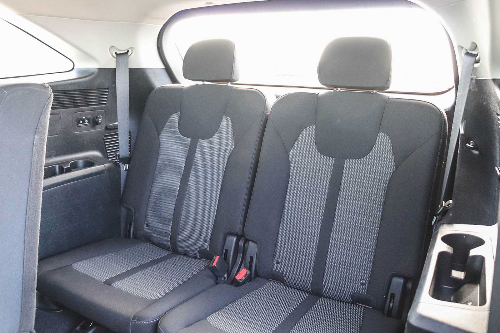Used 2022 Kia Sorento LX FWD image 19