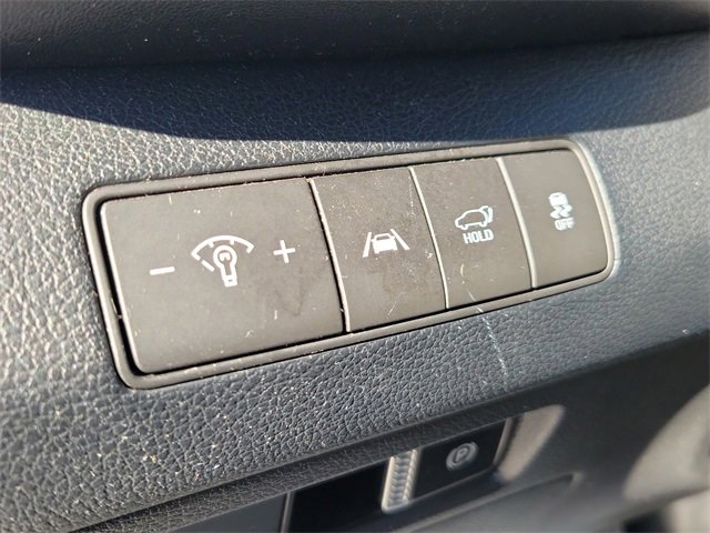 Used 2023 Hyundai Santa Fe SEL image 11