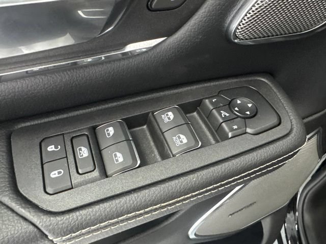 New 2026 RAM 1500 Laramie AWD/4WD image 16