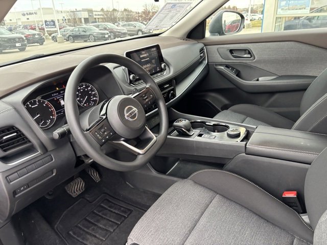 Used 2021 Nissan Rogue S image 11