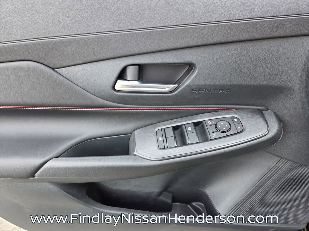 New 2026 Nissan Sentra SR image 9