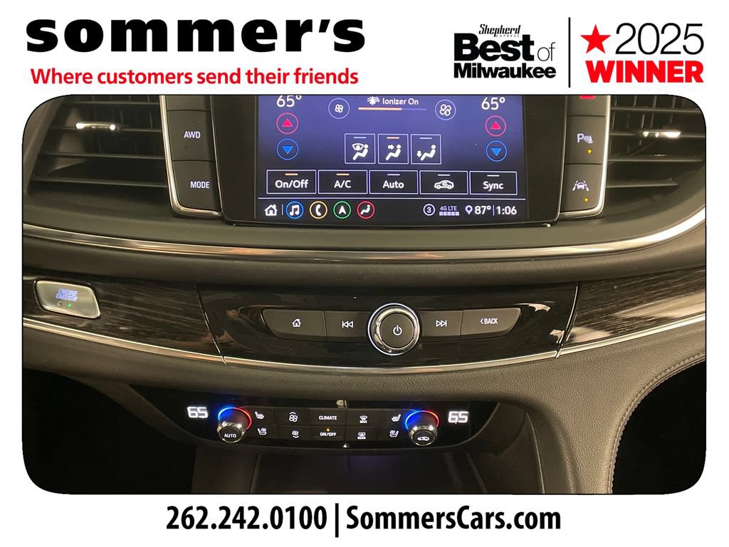 Used 2020 Buick Enclave Avenir w/ Avenir Technology Package AWD/4WD image 16