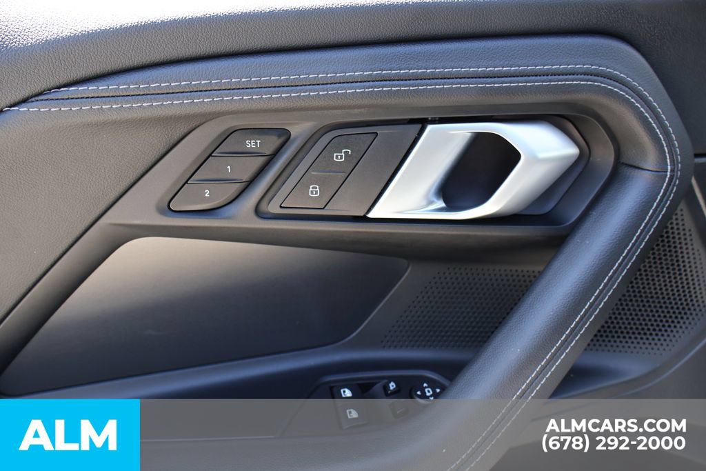 Used 2026 BMW 230i Coupe w/ Premium Package RWD image 11