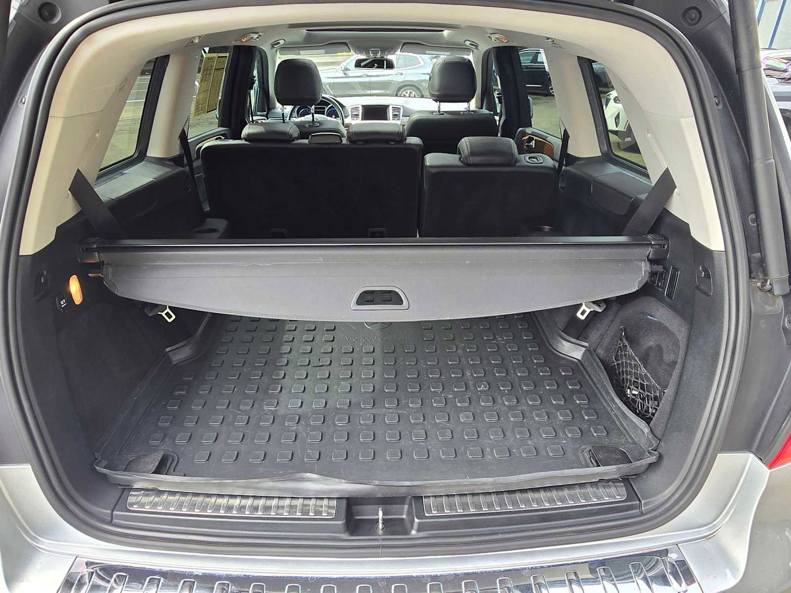 Used 2015 Mercedes-Benz GL 450 4MATIC image 13