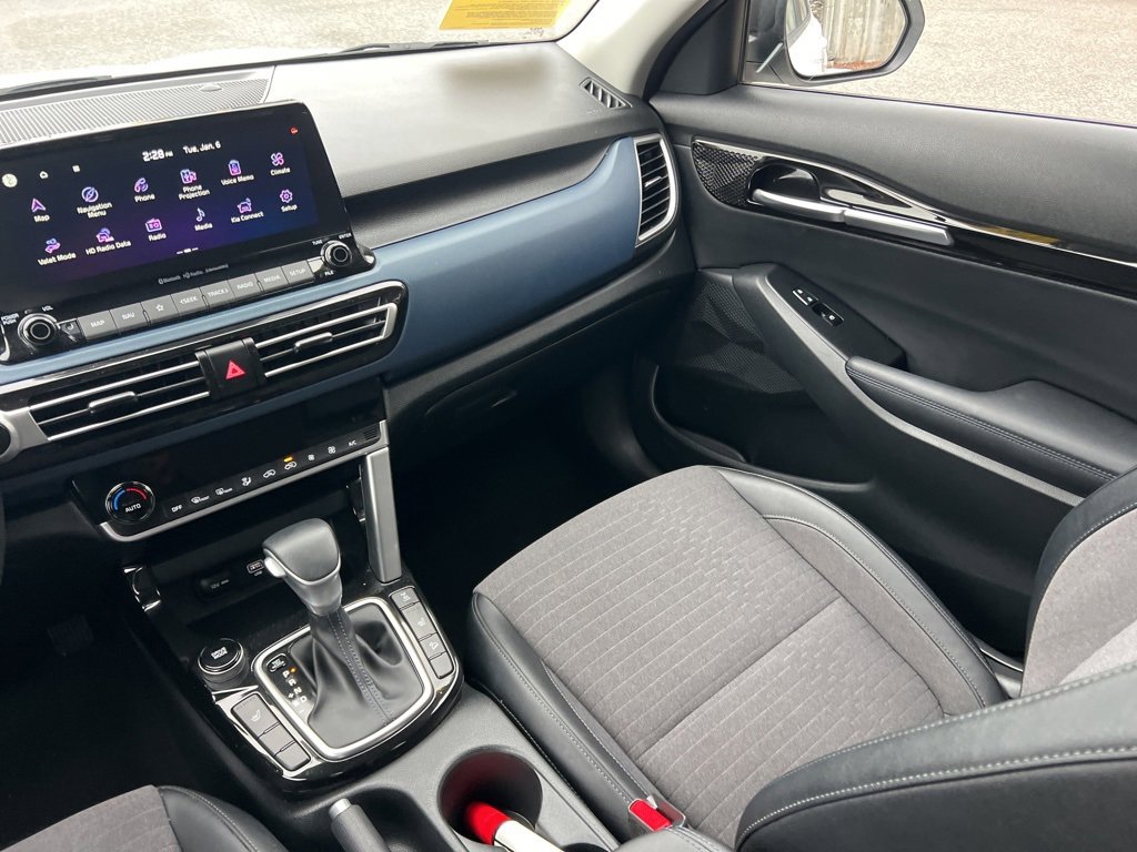 Certified 2023 Kia Seltos S w/ Navigation Package image 20