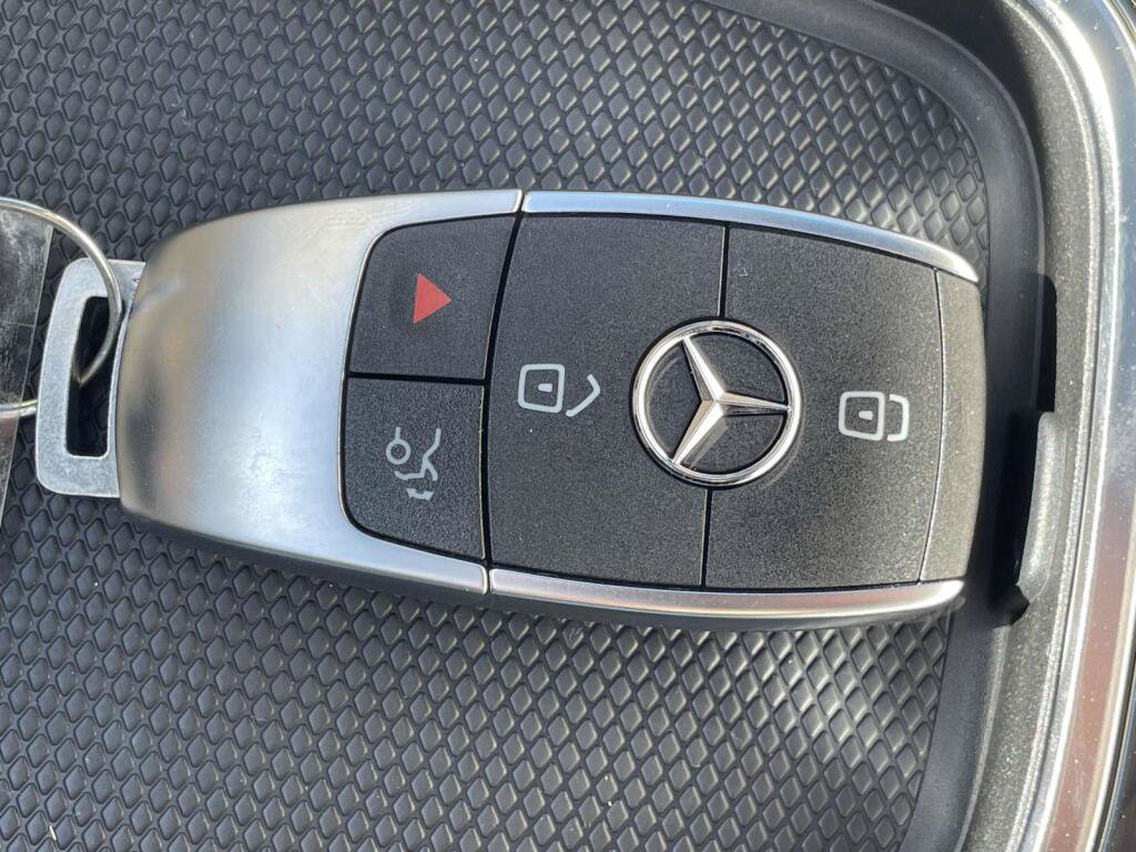 New 2026 Mercedes-Benz GLA 250 4MATIC image 4