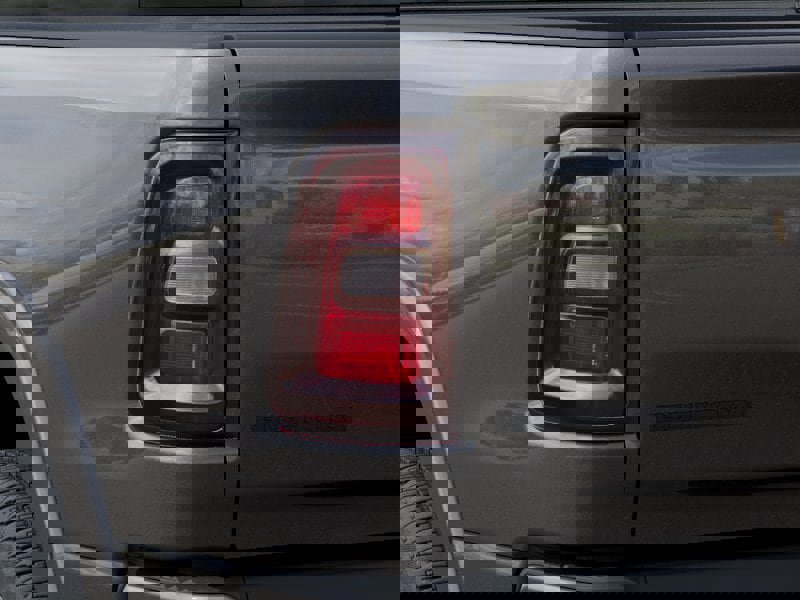 New 2026 RAM 1500 4x4 Crew Cab image 9