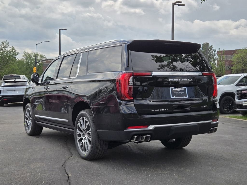 New 2026 GMC Yukon XL Denali w/ Denali Reserve Package AWD/4WD image 3