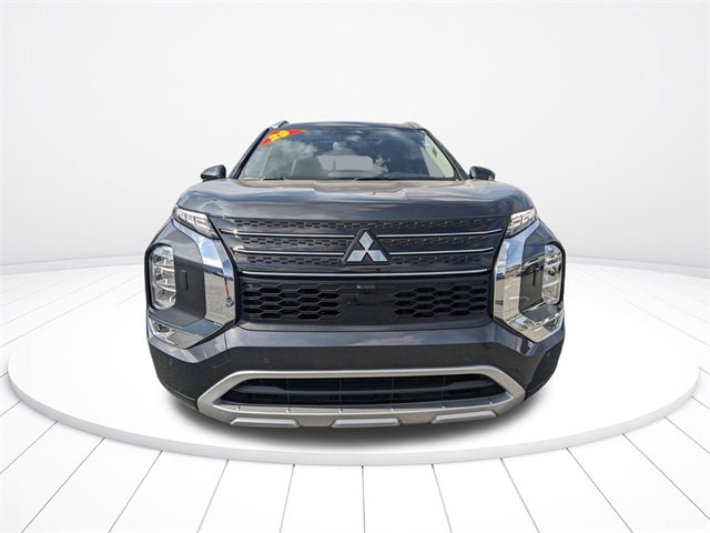 New 2025 Mitsubishi Outlander SEL image 9