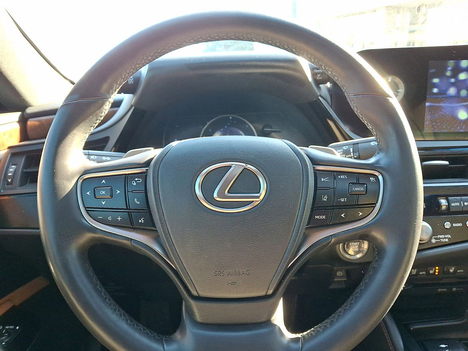 Used 2022 Lexus ES 350 w/ Premium Package image 20