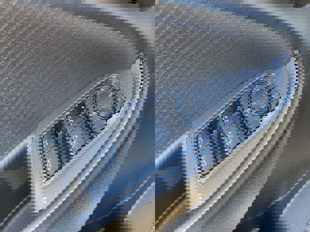 Used 2023 Chevrolet Malibu LT image 22