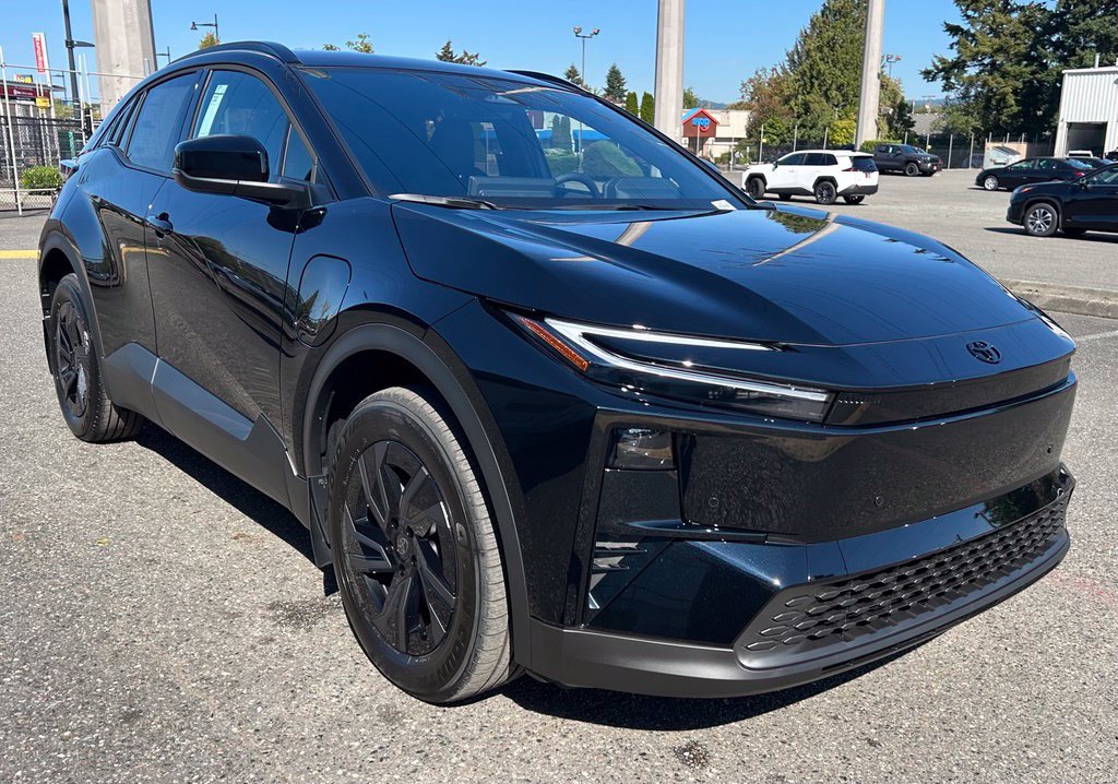 New 2026 Toyota C-HR AWD/4WD image 3