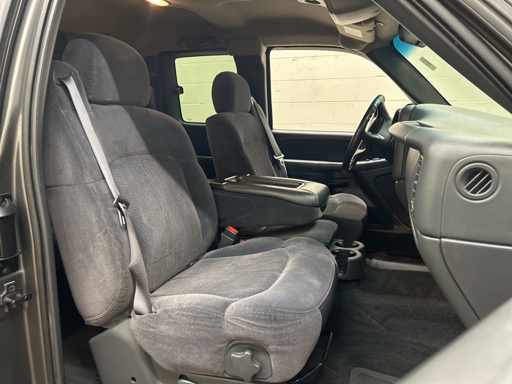 Used 2002 Chevrolet Silverado 1500 LS w/ Heavy Duty Suspension Pkg image 10