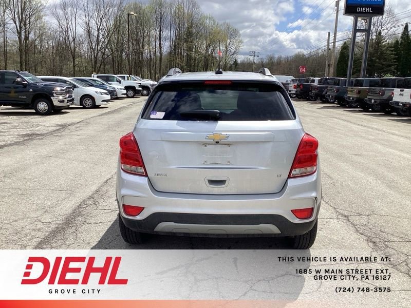 Used 2018 Chevrolet Trax LT w/ LT Convenience Package image 6
