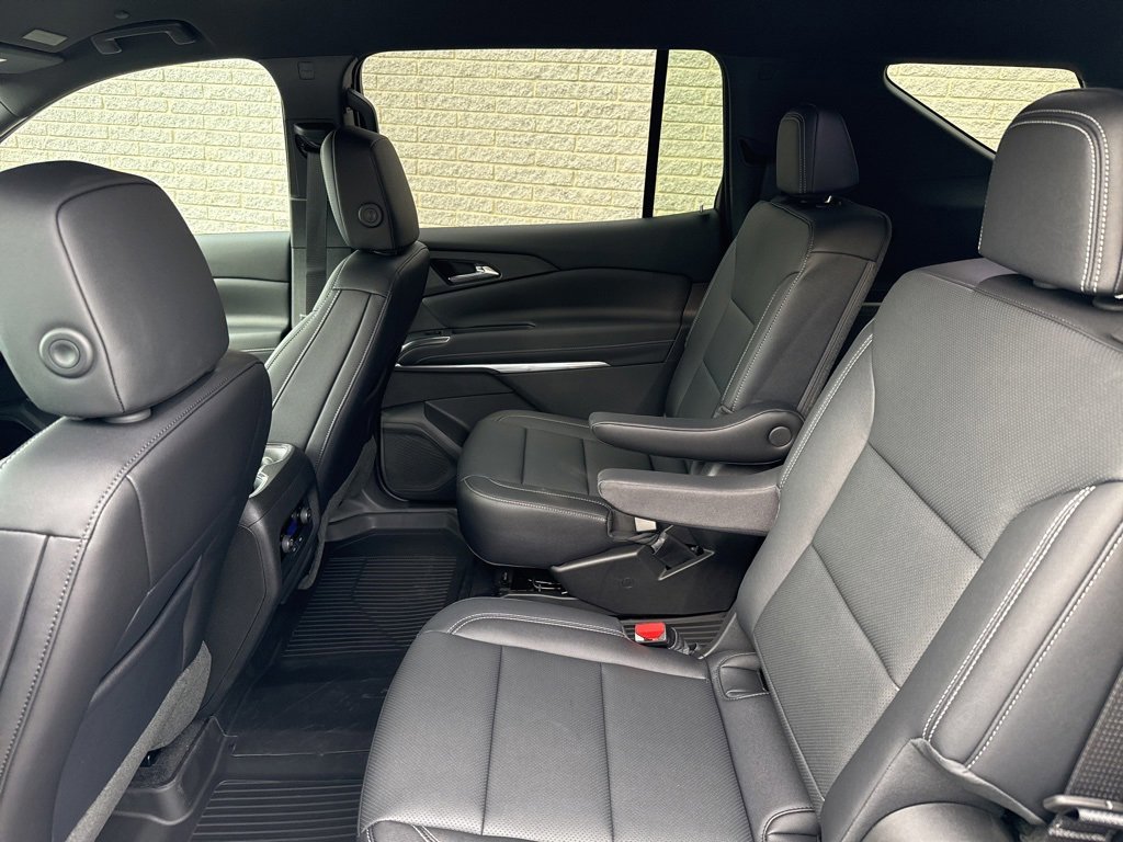 New 2026 Chevrolet Traverse LT w/ LPO, Floor Liner Package image 25