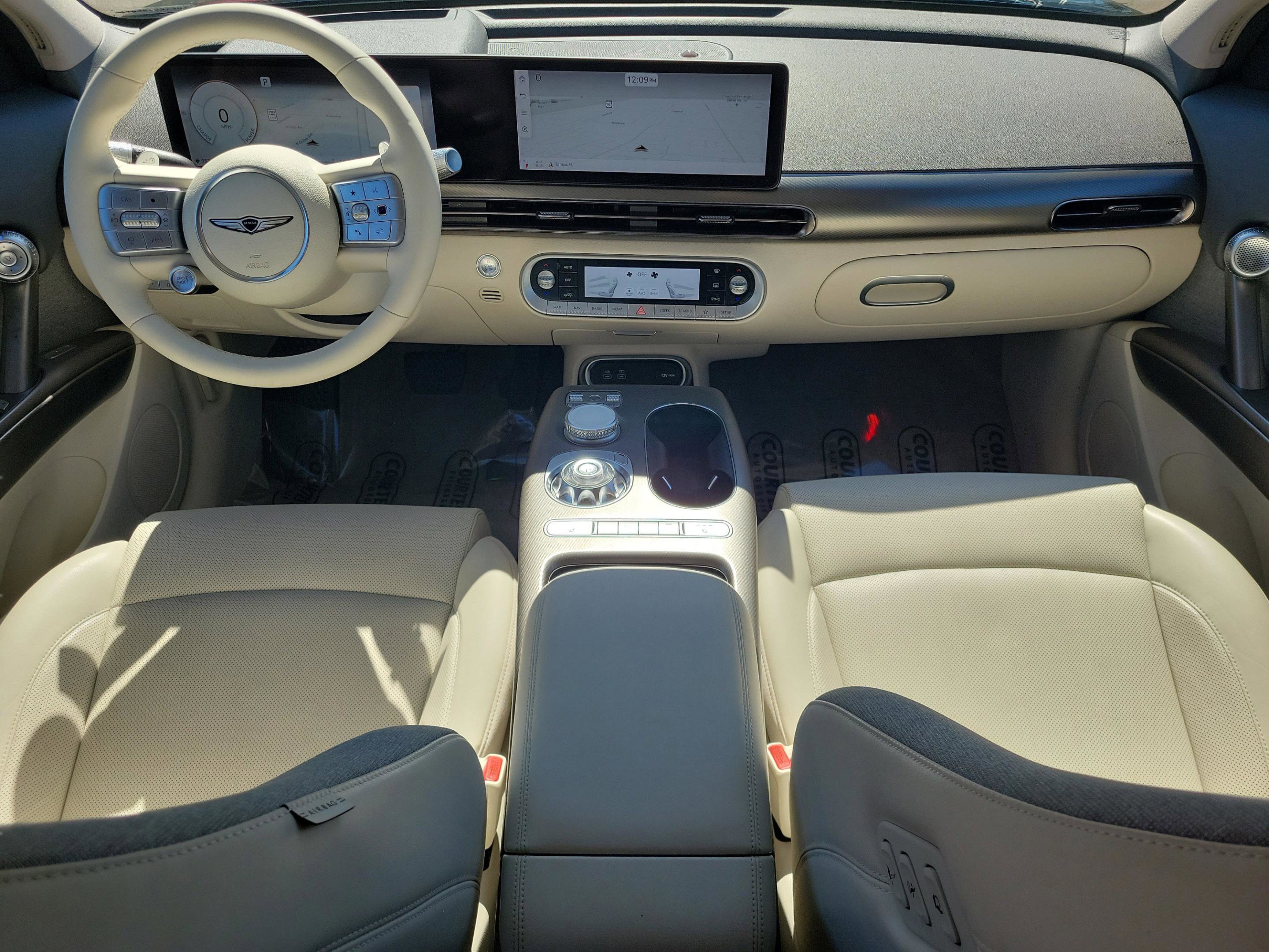 Used 2024 Genesis GV60 RWD image 18