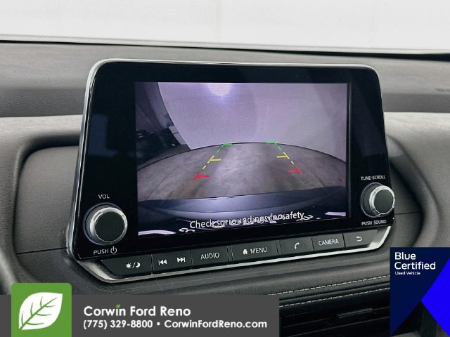 Used 2026 Nissan Rogue S FWD image 17
