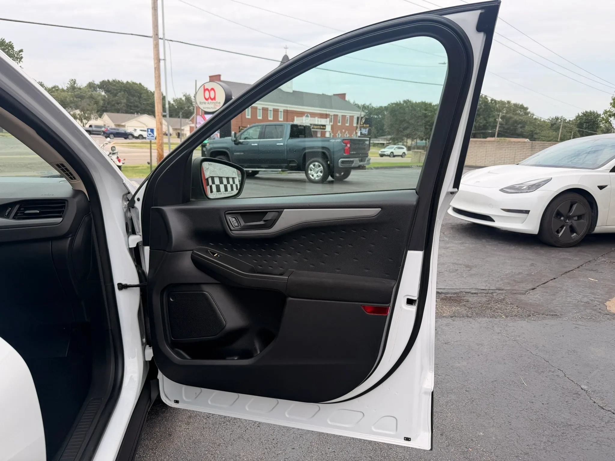 Used 2020 Ford Escape S FWD image 29