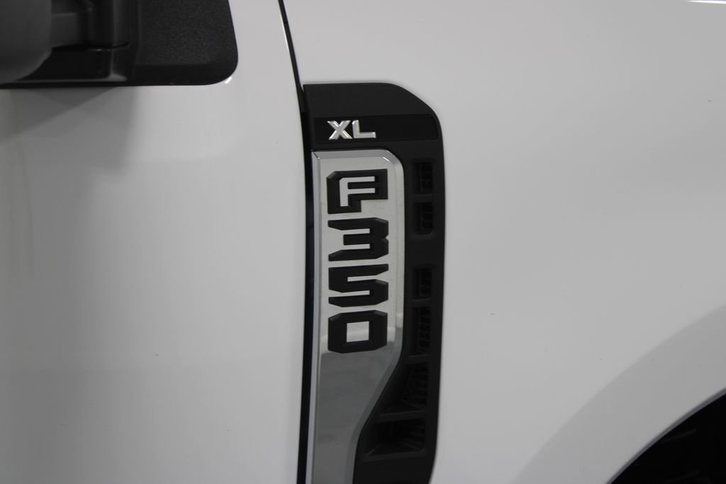 Used 2023 Ford F350 XL w/ Snow Plow Prep Package image 12