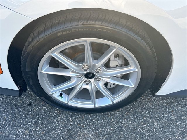 Used 2025 Ford Mustang GT Premium image 13