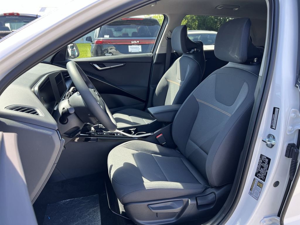 New 2026 Kia Niro LX FWD image 11