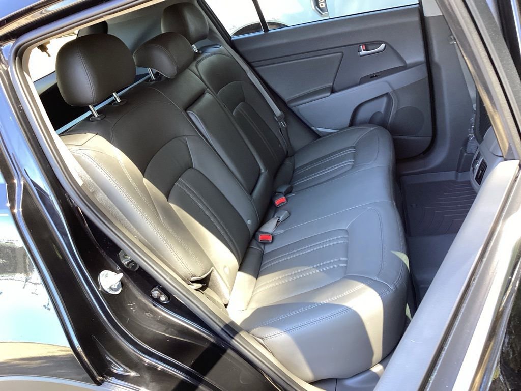 Used 2016 Kia Sportage EX image 34
