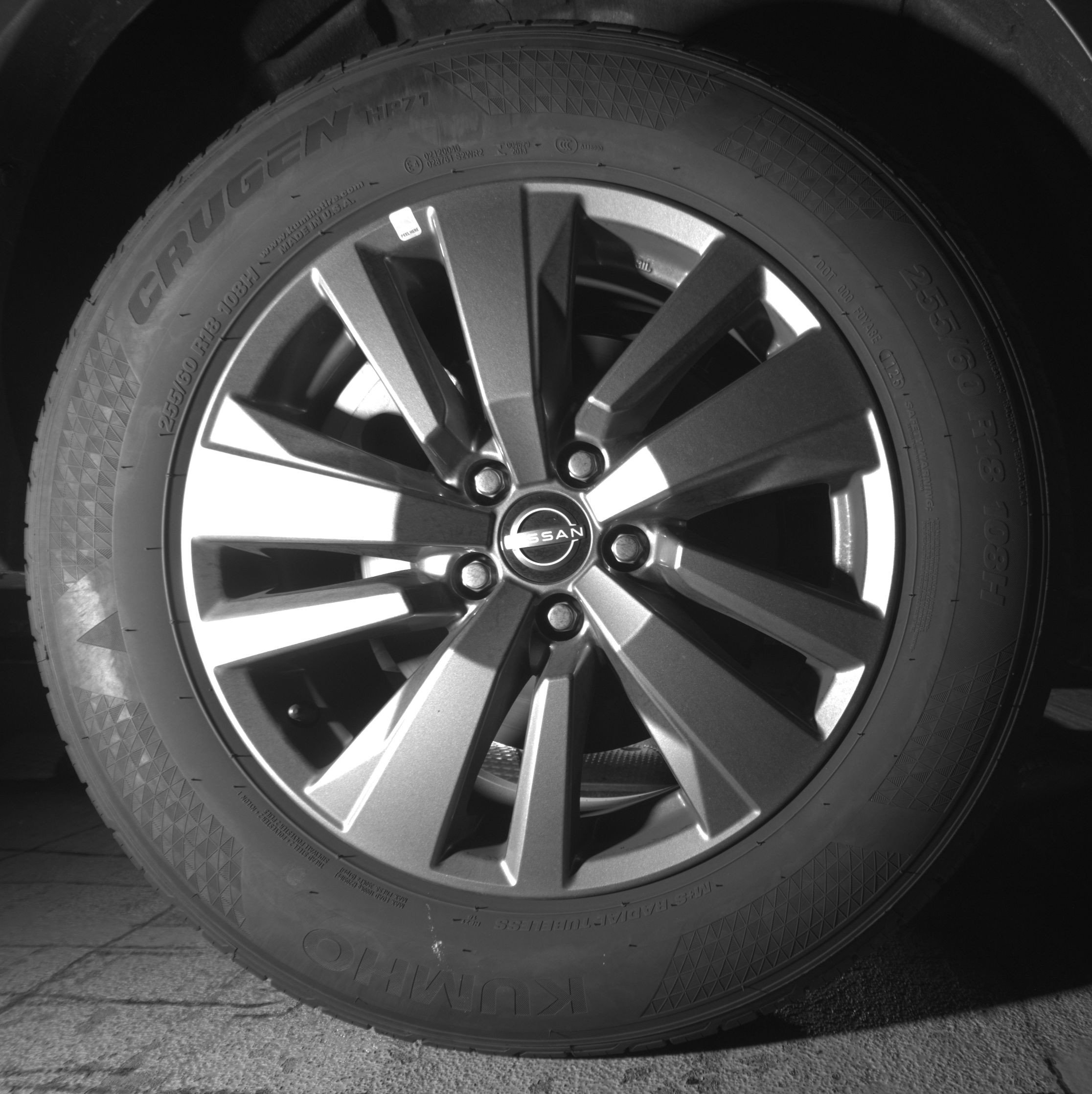 Used 2025 Nissan Pathfinder SV image 15