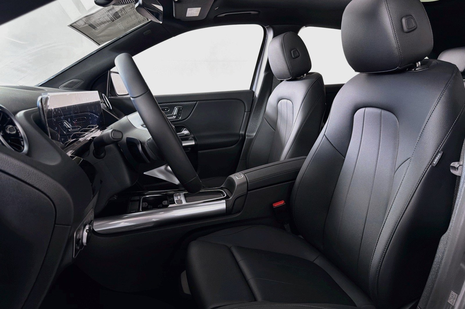New 2026 Mercedes-Benz GLA 250 image 16