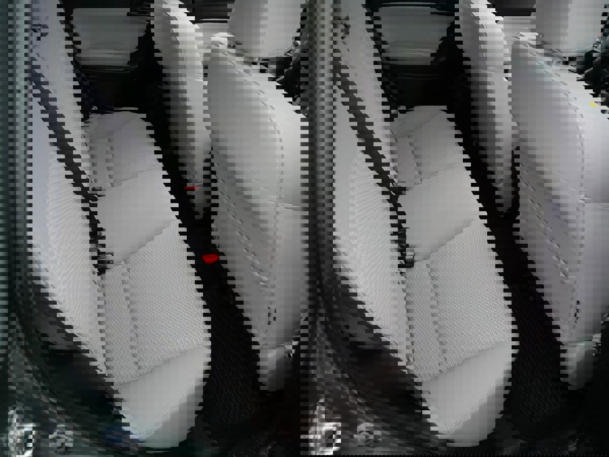 Used 2016 Subaru Forester 2.5i Premium w/ All-Weather Package image 23