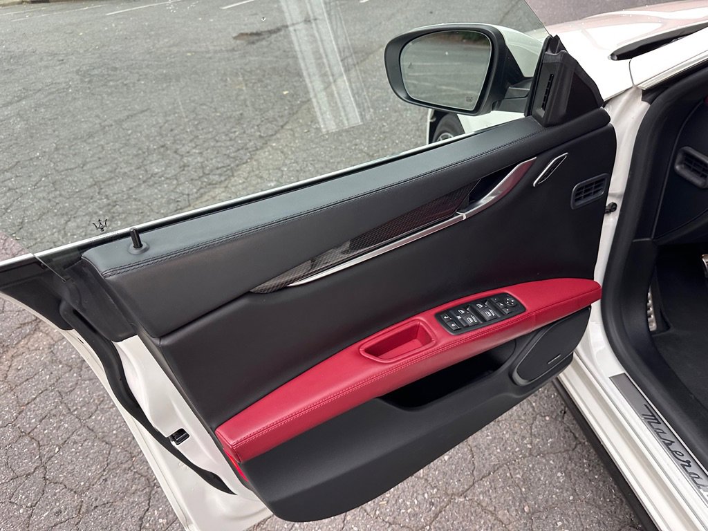 Used 2017 Maserati Ghibli S Q4 image 17