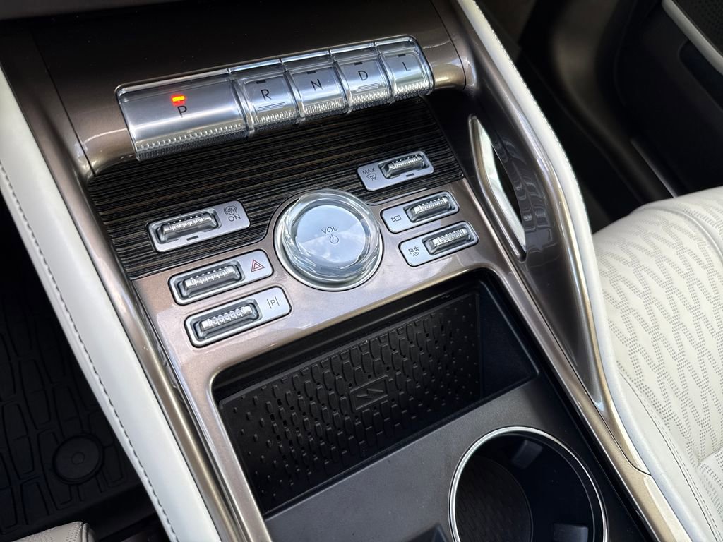 Used 2024 Lincoln Nautilus Black Label image 24