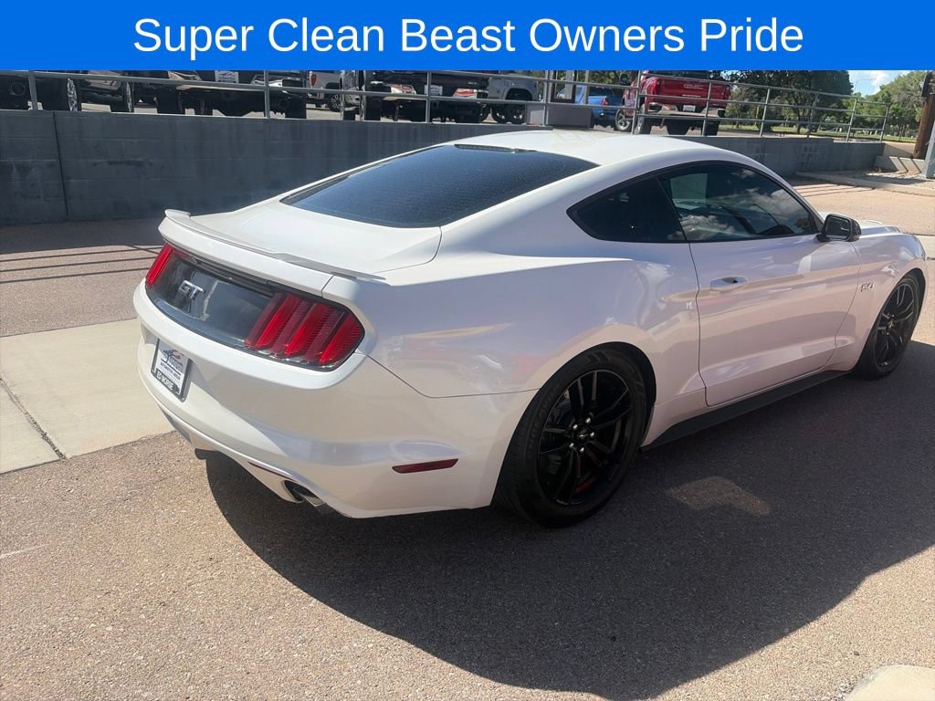 Used 2017 Ford Mustang GT RWD image 5