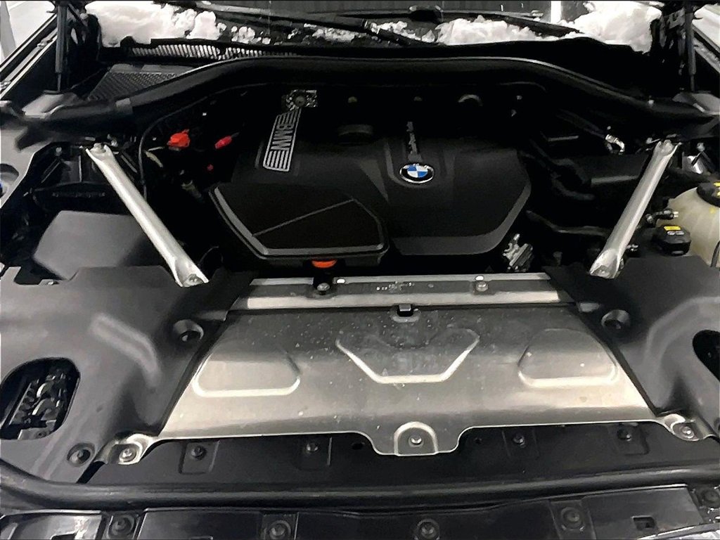 Used 2019 BMW X4 xDrive30i w/ Driving Assistance Package image 29