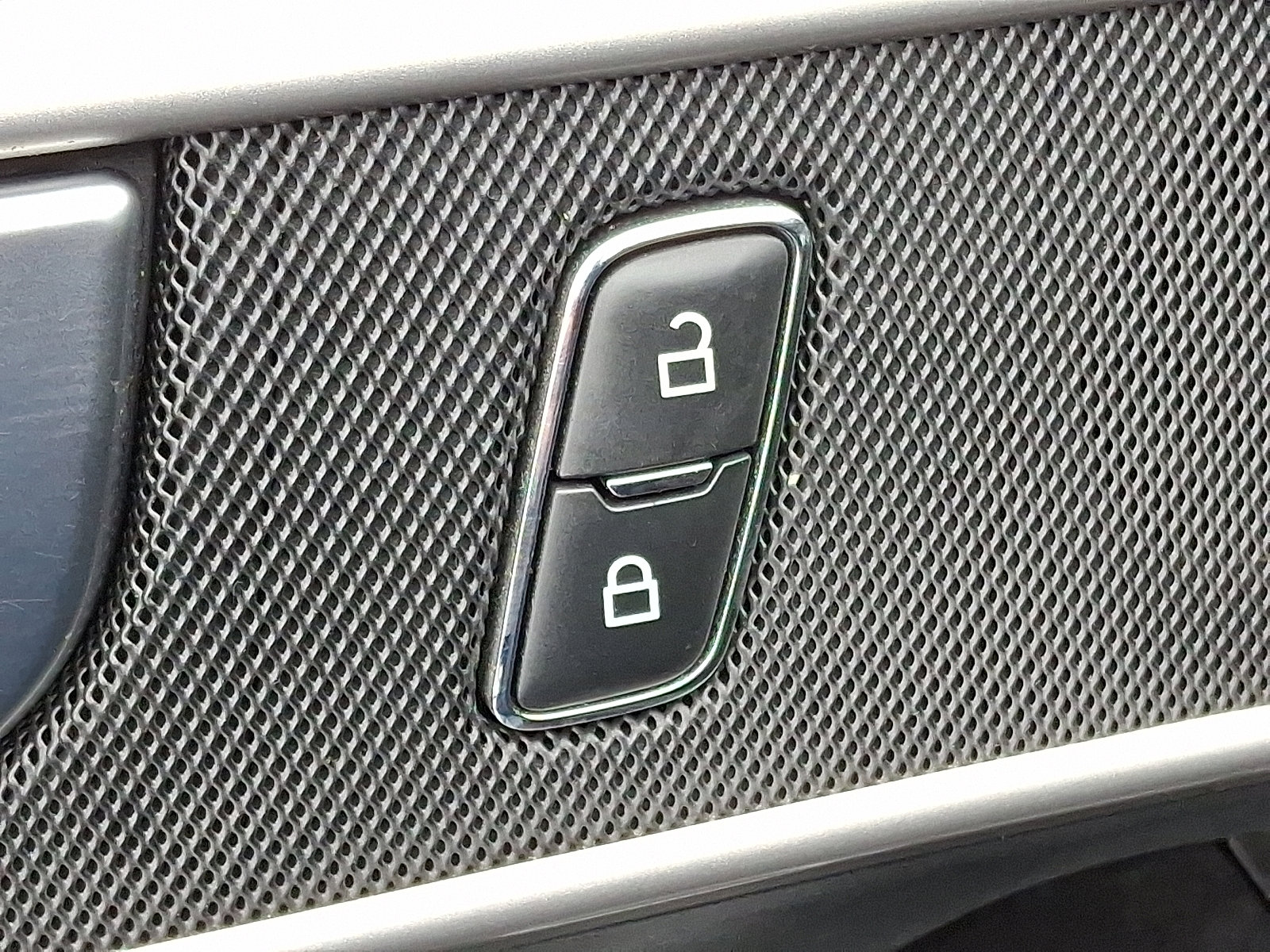 Used 2023 Ford Explorer 4WD Police Interceptor w/ Ultimate Wiring Package image 25