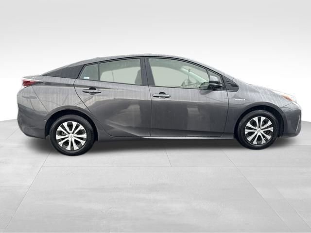 Used 2018 Toyota Prius Two w/ Prius Two Safety Plus Package image 8