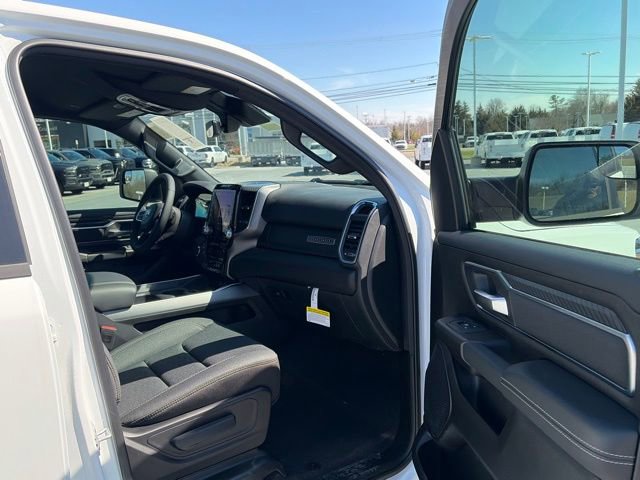 New 2026 RAM 1500 4x4 Crew Cab image 42