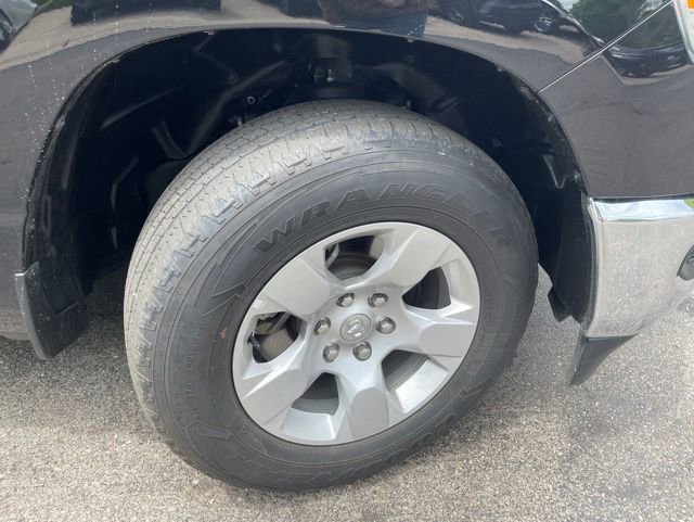 Used 2023 RAM 1500 Big Horn AWD/4WD image 17