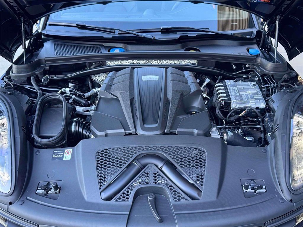New 2026 Porsche Macan S AWD/4WD image 29