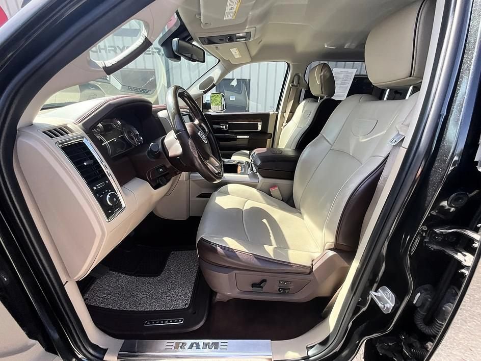 Used 2018 RAM 1500 Laramie Longhorn w/ Longhorn Southfork Package AWD/4WD image 14
