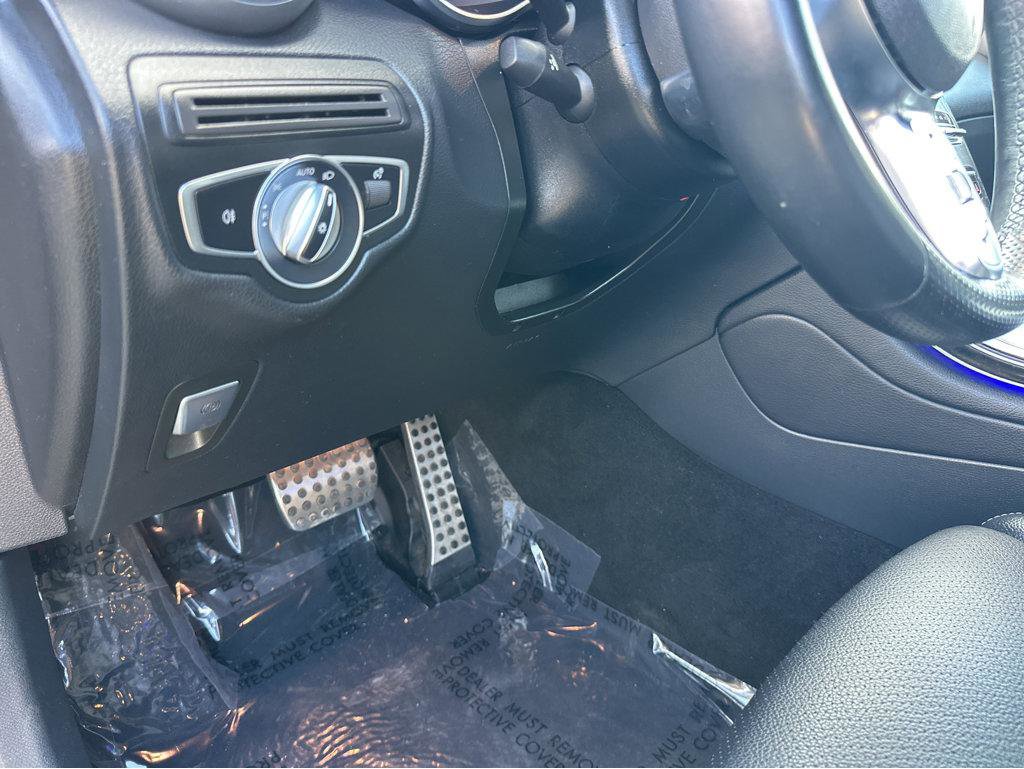 Used 2022 Mercedes-Benz GLC 300 image 31