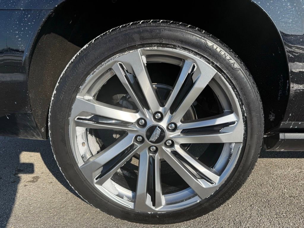 Used 2025 Cadillac Escalade ESV Sport Platinum image 16